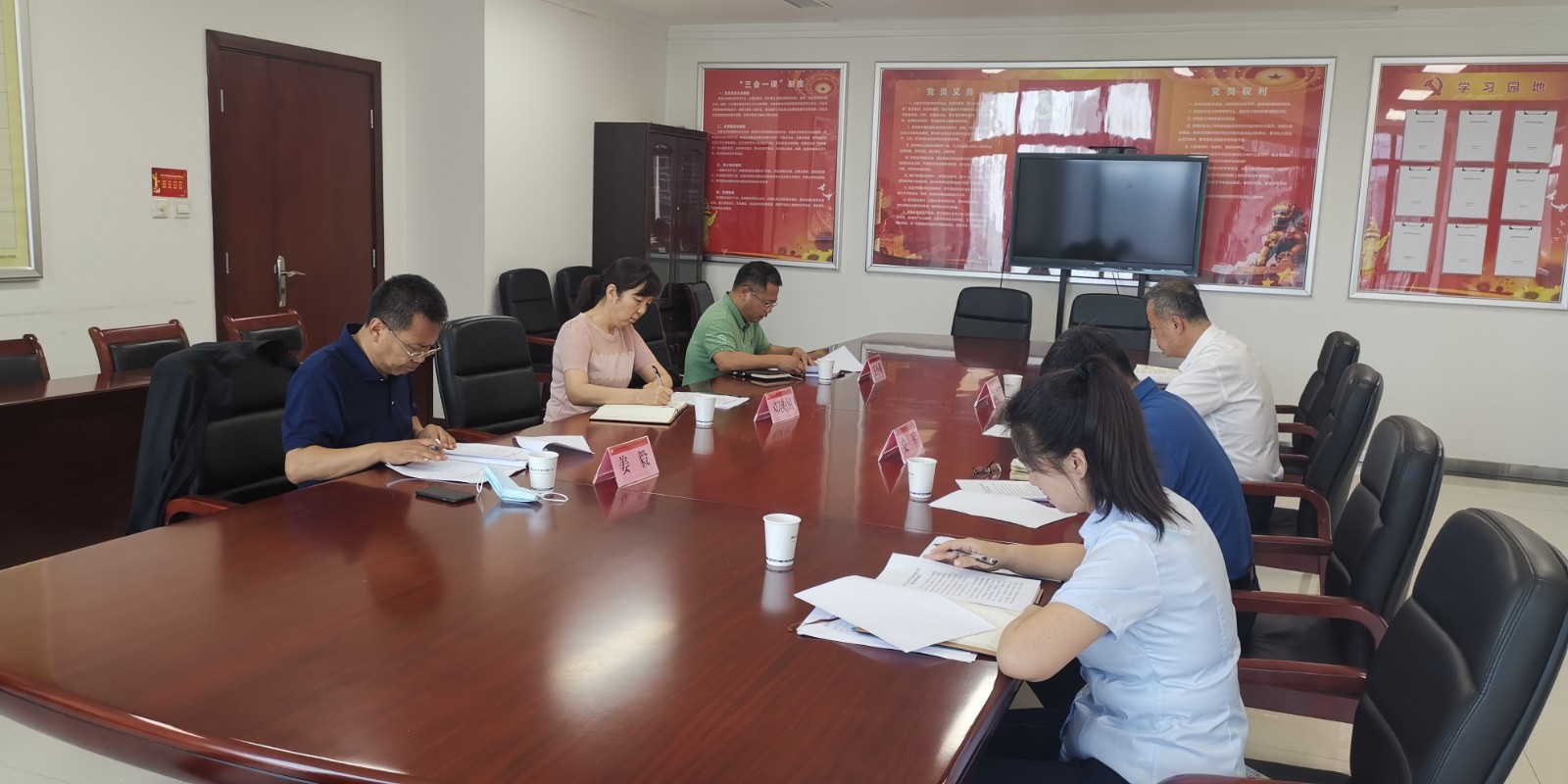 1656502704308051.jpg 1656502704308051.jpg